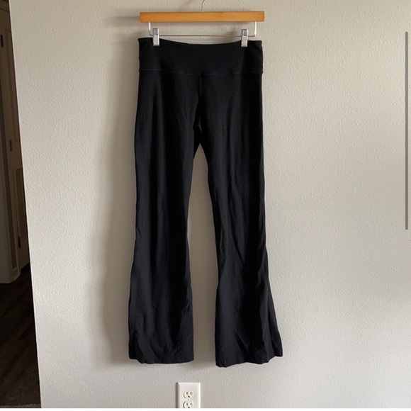 Lululemon yoga pants - Picture 2 of 5